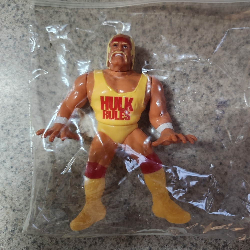 WWE WWF Hulk Rules Series 1 Action Figure Hasbro Loose - Picture 2 of 5